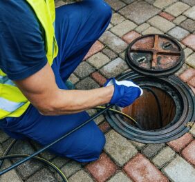 Blocked toilet, Sink...