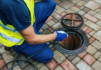 Blocked toilet, Sink...
